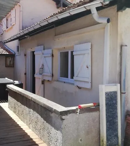 Ferienhaus Spacieuse Maison 6 A 50 M De La Lacanau