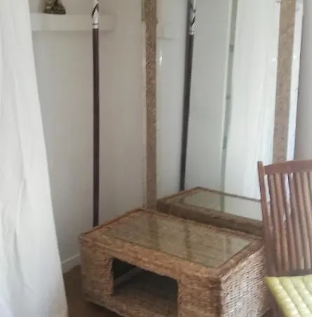 Holiday home Spacieuse Maison 6 A 50 M De La